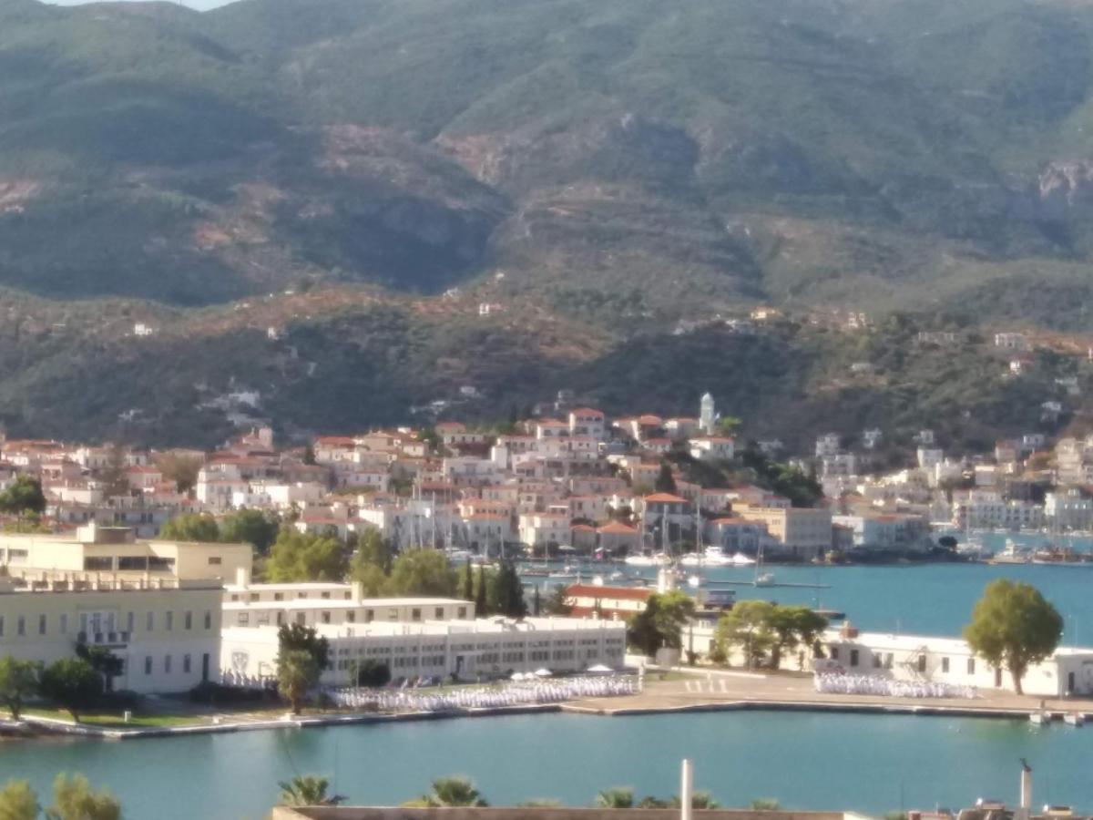 Forest & Sea Apartment Poros Town Eksteriør bilde
