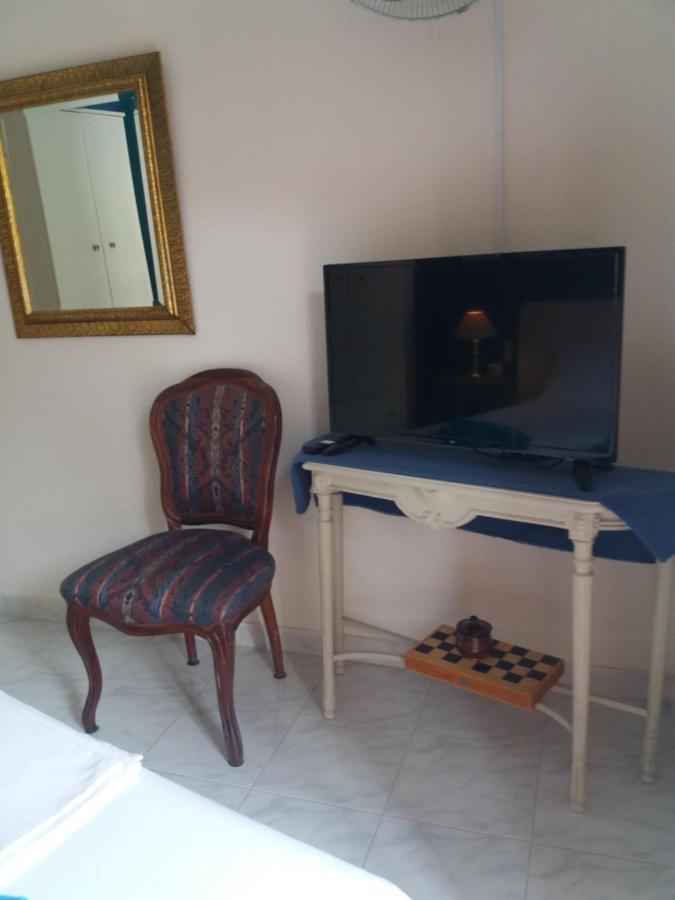 Forest & Sea Apartment Poros Town Eksteriør bilde